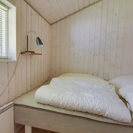 Four-bedroom Holiday In * Hals